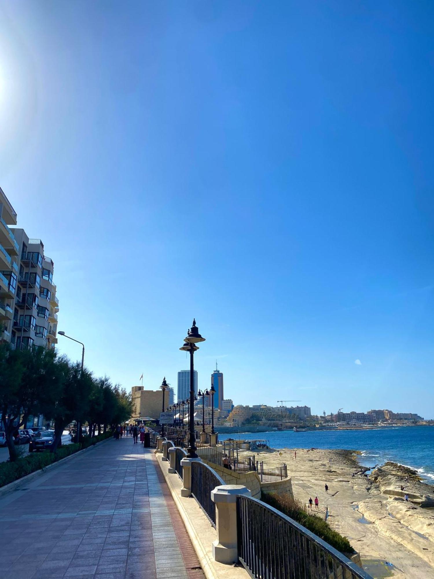Tigne Sliema Three Bedrooms Apartment Exterior foto